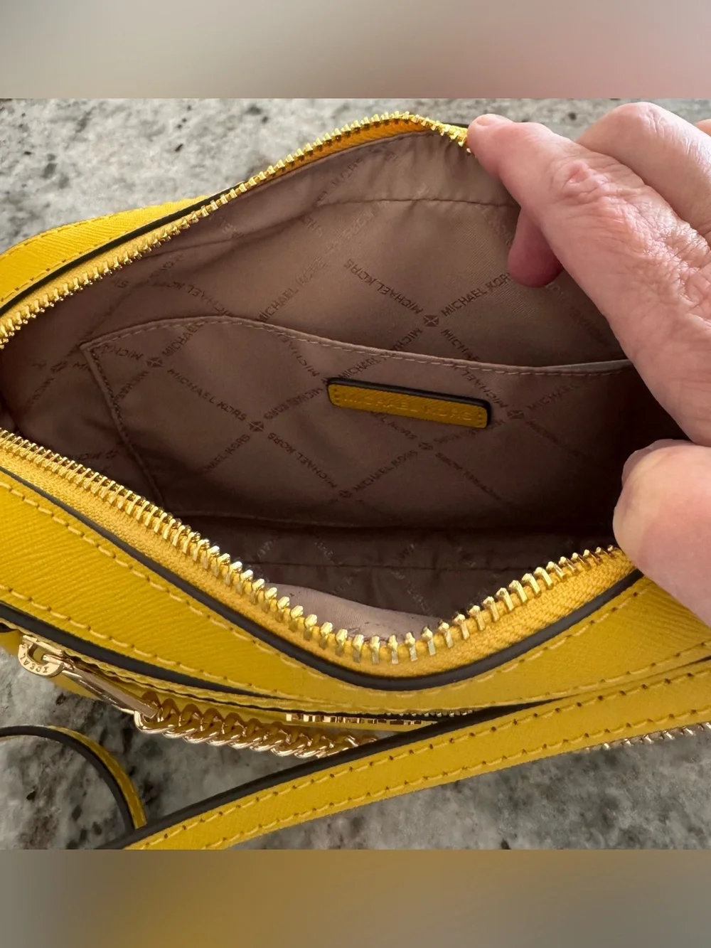 Michael Kors Large Jet Set Crossbody With Matching Card:Coin Pouch - NWT Yellow
